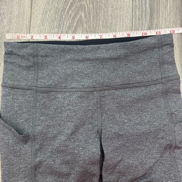 Lululemon Pace Rival Crop Heathered Black / Heathered Slate Size 2 - Picture 10 of 14